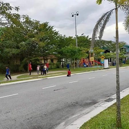 Zen Clan Homestay 15Mins Sepang, Klia, Usim, Nilai Bandar Baru Enstek Exterior photo